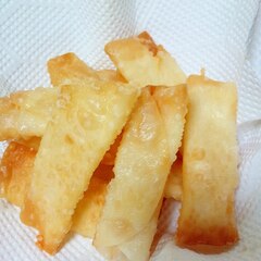 餃子の皮が余ったら とろけるチーズでおつまみ レシピ 作り方 By Momosenn100 楽天レシピ
